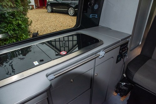 2012 Volkswagen Transporter T28 102 TDI SWB In vendita (immagine 76 di 206)