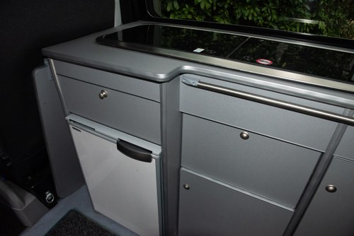 2012 Volkswagen Transporter T28 102 TDI SWB In vendita (immagine 82 di 206)