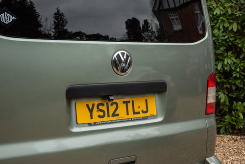 2012 Volkswagen Transporter T28 102 TDI SWB In vendita (immagine 121 di 206)