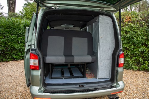 2012 Volkswagen Transporter T28 102 TDI SWB In vendita (immagine 103 di 206)