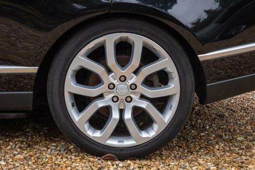 2018 Land Rover Range Rover Vogue SE à venda (imagem 24 de 206)