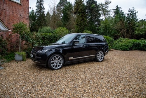 2018 Land Rover Range Rover Vogue SE à venda (imagem 11 de 206)