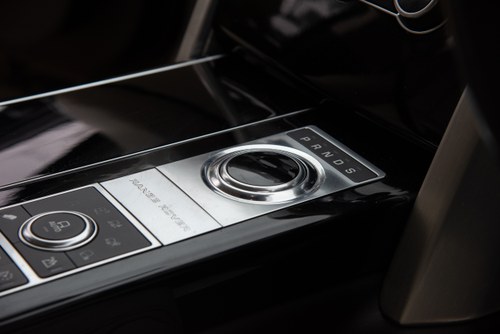 2018 Land Rover Range Rover Vogue SE à venda (imagem 54 de 206)