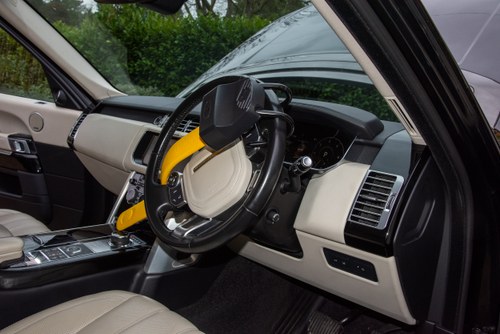 2018 Land Rover Range Rover Vogue SE à venda (imagem 63 de 206)