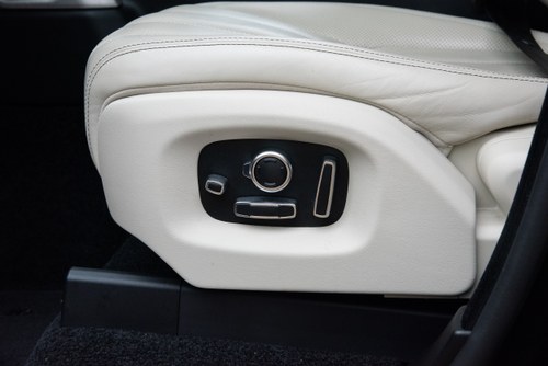 2018 Land Rover Range Rover Vogue SE à venda (imagem 85 de 206)