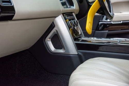 2018 Land Rover Range Rover Vogue SE à venda (imagem 86 de 206)