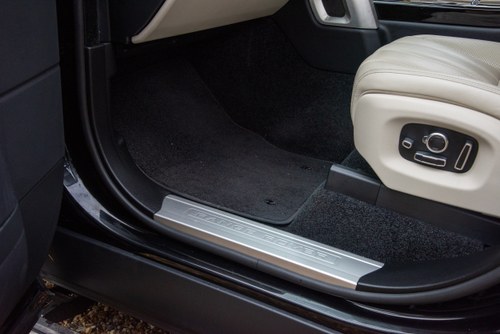 2018 Land Rover Range Rover Vogue SE à venda (imagem 87 de 206)