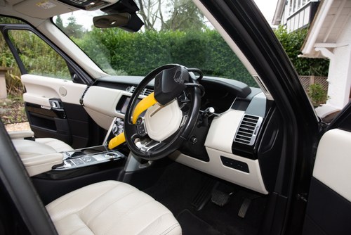 2018 Land Rover Range Rover Vogue SE à venda (imagem 100 de 206)