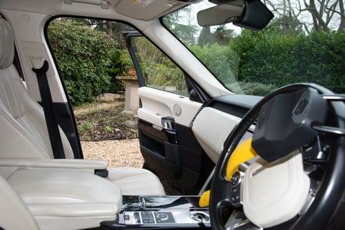 2018 Land Rover Range Rover Vogue SE à venda (imagem 101 de 206)