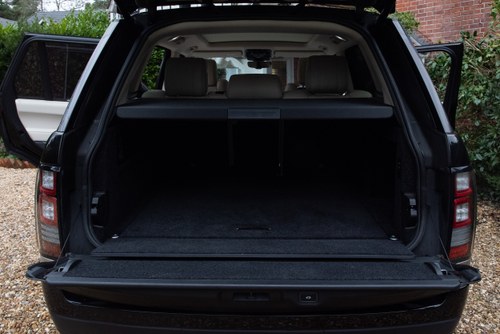 2018 Land Rover Range Rover Vogue SE à venda (imagem 166 de 206)