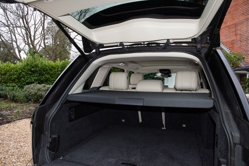 2018 Land Rover Range Rover Vogue SE à venda (imagem 168 de 206)