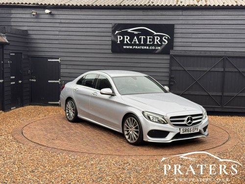 2015 MERCEDES-BENZ C-CLASS 2.1 C220d AMG Line Saloon 4dr Die En Venta