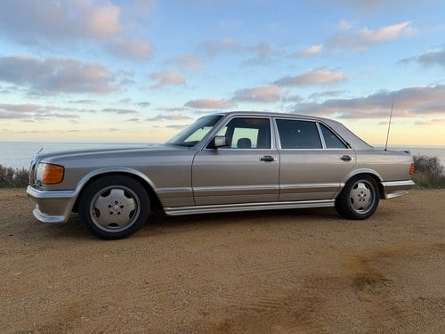 1985 Mercedes-Benz 500SEL (W126) AMG Tribute à vendre (picture 23 of 167)