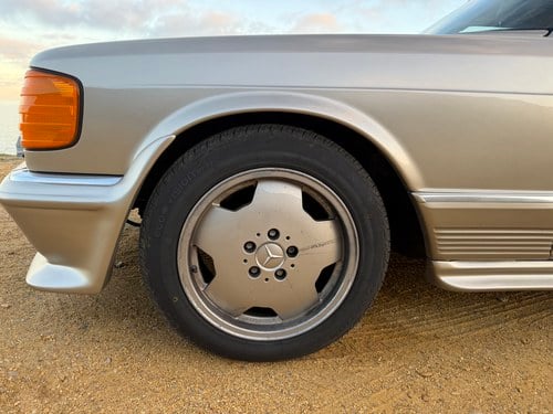 1985 Mercedes-Benz 500SEL (W126) AMG Tribute à vendre (picture 29 of 167)