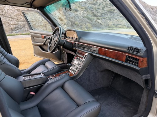 1985 Mercedes-Benz 500SEL (W126) AMG Tribute à vendre (picture 75 of 167)