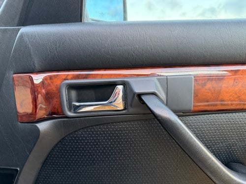 1985 Mercedes-Benz 500SEL (W126) AMG Tribute à vendre (picture 84 of 167)