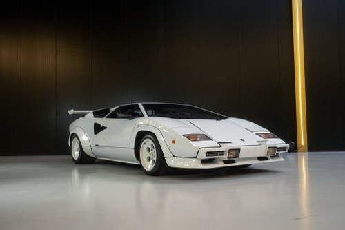 Image 1 for 1985 Lamborghini Countach