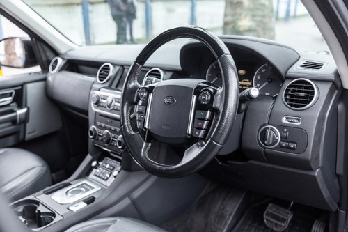 2016 Land Rover Discovery Landmark Edition SD V6 Auto En venta (imagen 38 de 137)