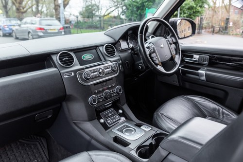 2016 Land Rover Discovery Landmark Edition SD V6 Auto En venta (imagen 65 de 137)