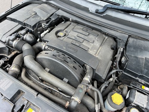 2016 Land Rover Discovery Landmark Edition SD V6 Auto En venta (imagen 104 de 137)