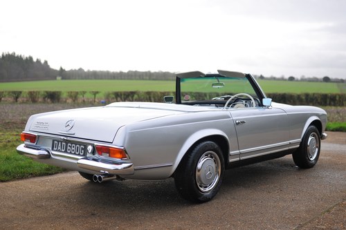 1969 Mercedes-Benz 280 SL W113 'Pagoda' with Hardtop En venta (imagen 14 de 142)