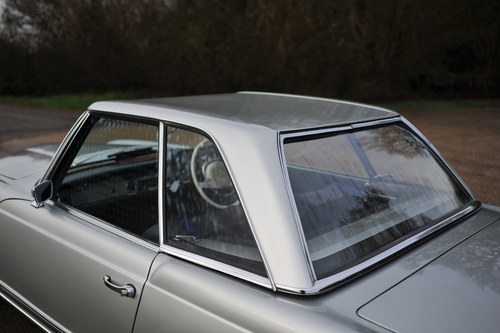 1969 Mercedes-Benz 280 SL W113 'Pagoda' with Hardtop En venta (imagen 57 de 142)