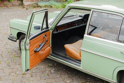 1972 Mercedes-Benz W108 280SE Manual For Sale (picture 33 of 122)