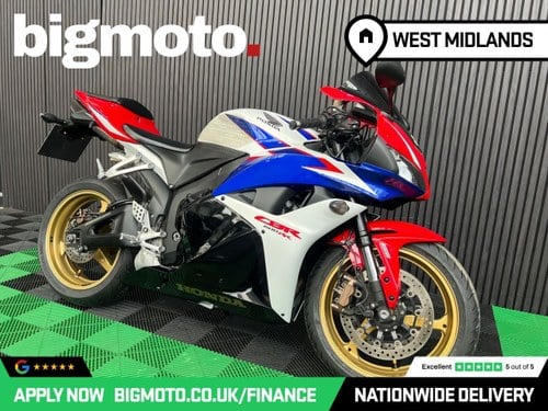 2010 HONDA CBR600RR FINANCE SPECIALISTS APPLY NOW A vendre