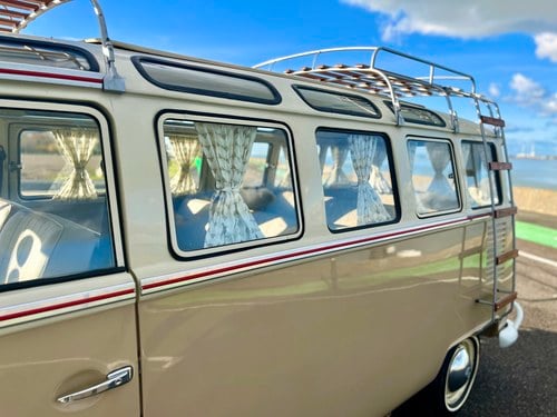 1975 Volkswagen T1 Samba Split Window till salu (bild 48 av 75)
