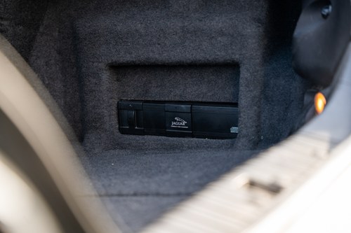 2005 Jaguar X100 XK8 4.2S Convertible In vendita (immagine 71 di 131)