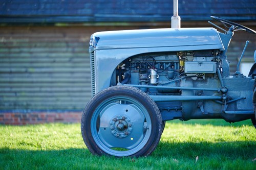 1948 Ferguson TEA-20 Tractor à venda (imagem 15 de 78)