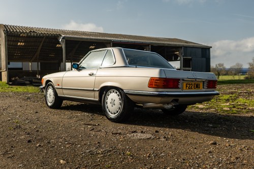 1988 Mercedes-Benz R107 300SL For Sale (picture 41 of 295)