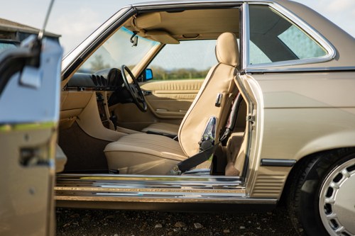 1988 Mercedes-Benz R107 300SL For Sale (picture 60 of 295)