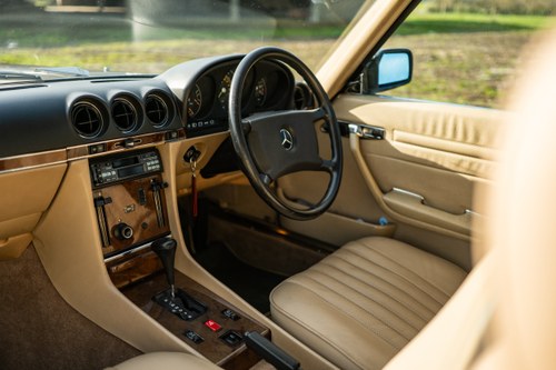 1988 Mercedes-Benz R107 300SL For Sale (picture 63 of 295)