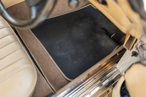 1988 Mercedes-Benz R107 300SL For Sale (picture 91 of 295)