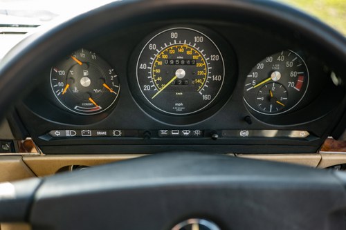 1988 Mercedes-Benz R107 300SL For Sale (picture 97 of 295)