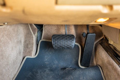 1988 Mercedes-Benz R107 300SL For Sale (picture 112 of 295)