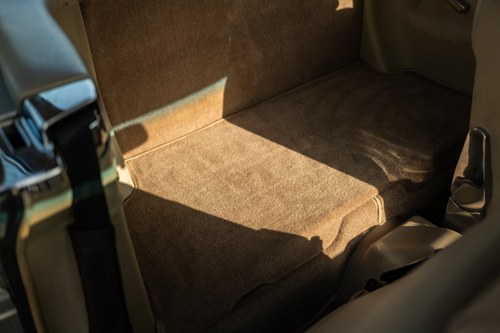 1988 Mercedes-Benz R107 300SL For Sale (picture 118 of 295)