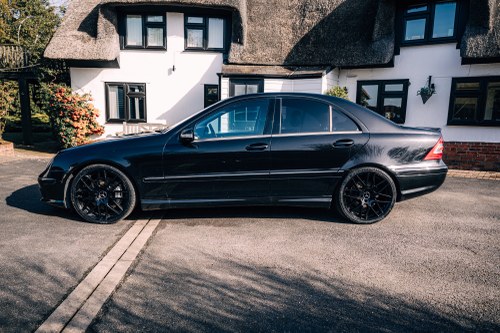 2004 Mercedes-Benz C55 AMG For Sale (picture 4 of 145)