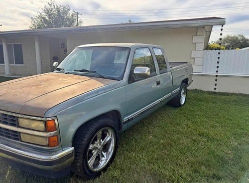 1990 CHEVROLET Silverado 1000 A vendre