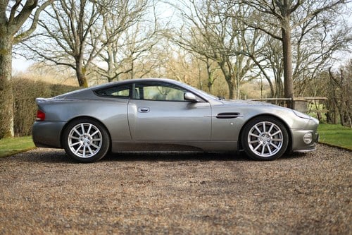 Immagine 2 per 2004 Aston Martin Vanquish S