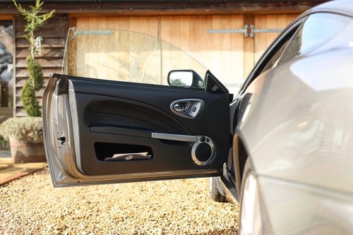 2004 Aston Martin Vanquish S à vendre (picture 92 of 296)