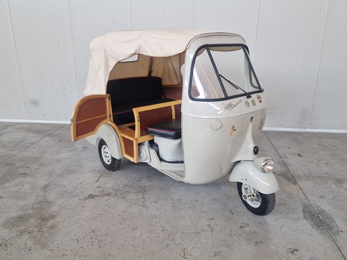 1957 Piaggio Ape Calessino à venda (imagem 10 de 74)