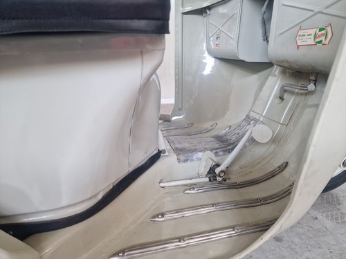 1957 Piaggio Ape Calessino à venda (imagem 59 de 74)