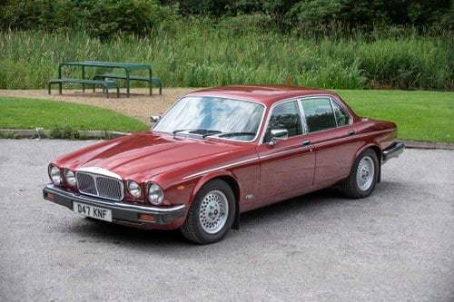 1986 Daimler Double Six à vendre (picture 13 of 113)