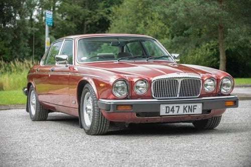 1986 Daimler Double Six à vendre (picture 14 of 113)