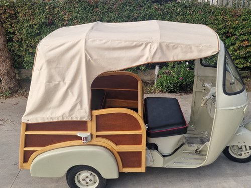 1957 Piaggio Ape Calessino à venda (imagem 24 de 74)