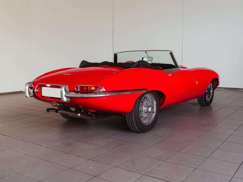 1963 Jaguar E-Type - 2 1963 Jaguar E-Type - 2