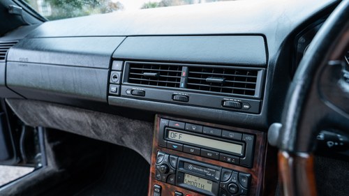 2001 Mercedes-Benz SL320 R129 Designo Allanite Edition à vendre (picture 37 of 244)