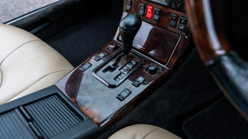 2001 Mercedes-Benz SL320 R129 Designo Allanite Edition à vendre (picture 41 of 244)